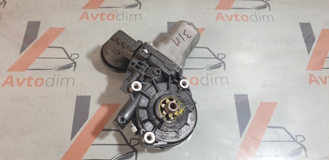 Мотор склопідйомника дверей задніх, правих 8572035140 TOYOTA