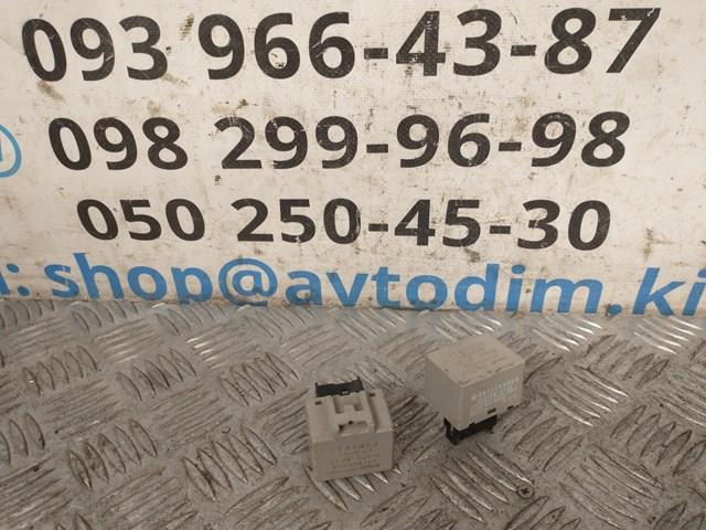 Реле поворотів 86111AG000 SUBARU