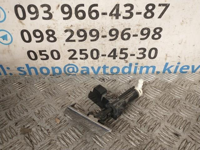 Тримач форсунки омивача фари, підйомний циліндр 86636AG300 SUBARU