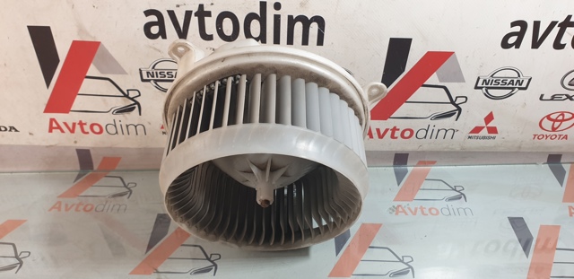 Моторчик пічки 8710330400 TOYOTA