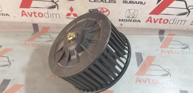 Моторчик пічки 8710435010 TOYOTA