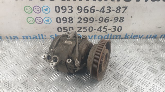 Компресор кондиціонера 883202B350 TOYOTA