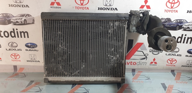 Випаровувач кондиціонера 885013A110 TOYOTA