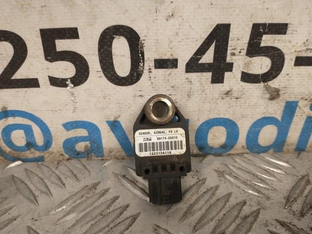 Датчик Ейрбег передній 8917405010 TOYOTA