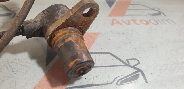 Датчик ABS задній лівий 8954605040 TOYOTA