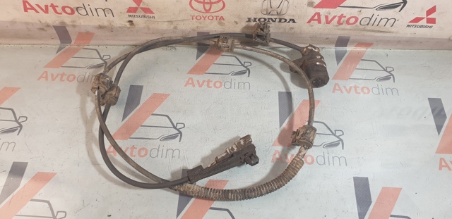 Датчик ABS задній лівий 8954635030 TOYOTA