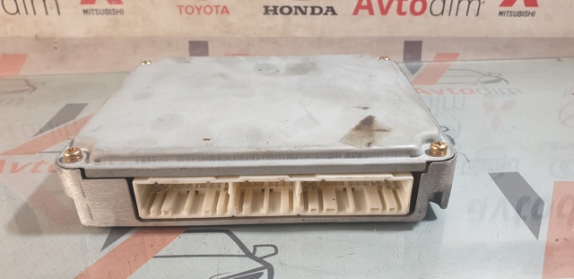 Модуль управління двигуном 8966105460 TOYOTA