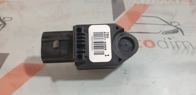 Датчик Ейрбег передній 8983102020 TOYOTA