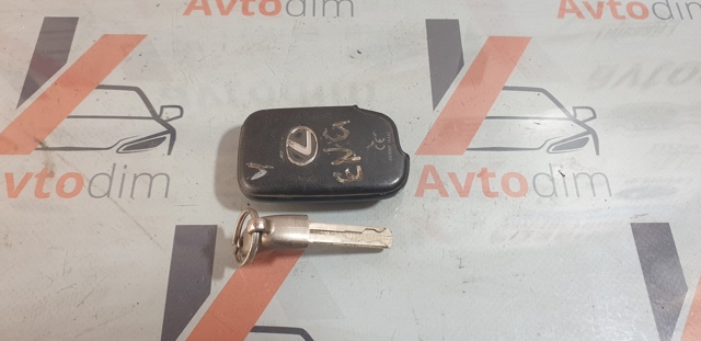 Брелок керування сигналізацією 8990430310 TOYOTA