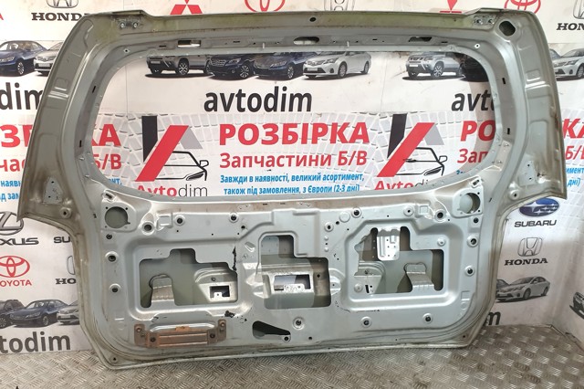 Задня ляда 90100EB335 NISSAN