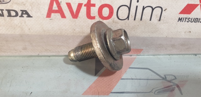 Болт коленвала 9011914005 TOYOTA
