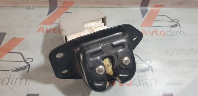 Замок кришки багажника 90502JG00A NISSAN