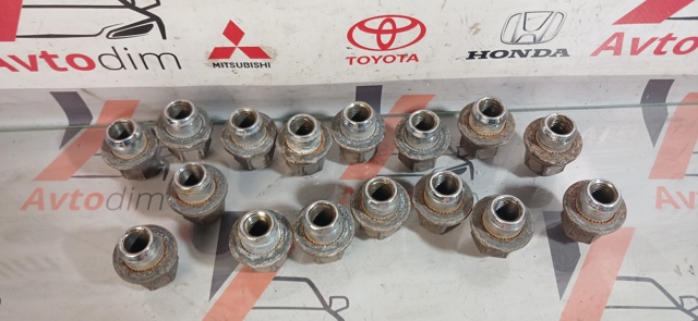 Гайка колеса 9094201033 TOYOTA