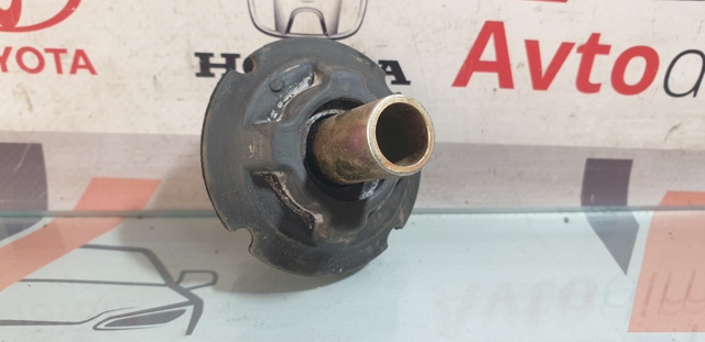 Втулка амортизатора заднього 9094801090 TOYOTA