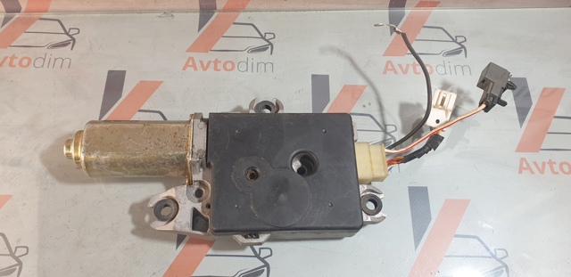 Двигун приводу люка 912958H321 NISSAN