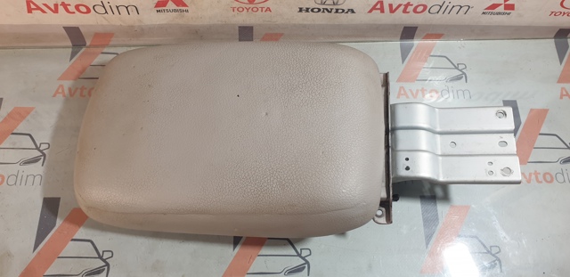 Кришка підліктника 92114FJ040LL SUBARU