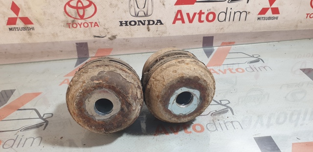 Подушка рами (кріплення кузова) 95510EB301 NISSAN
