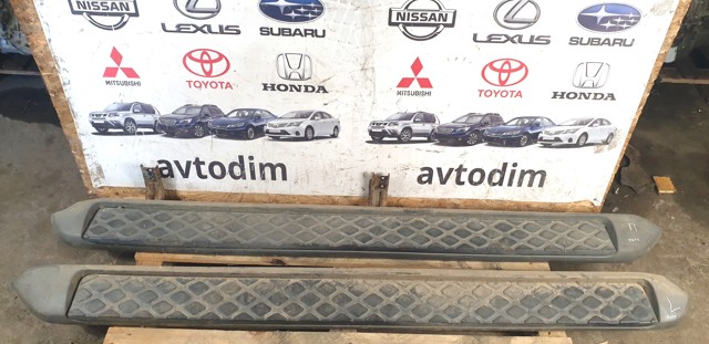 Надставка двері передньої 96101EA500 NISSAN