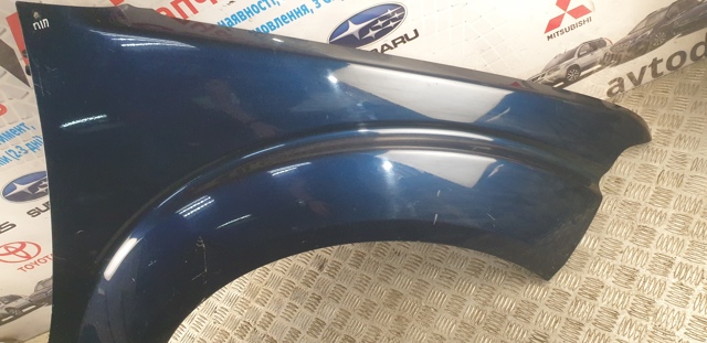 Переднє праве крило F31004X0MA NISSAN