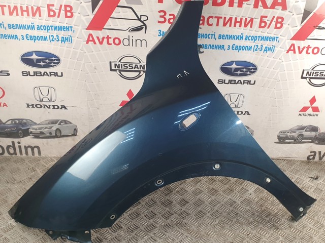 Бічна частина передня ліва F31011KKAA NISSAN