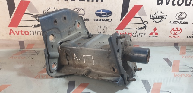 Кронштейн підсилювача переднього бампера G51151KEMA NISSAN