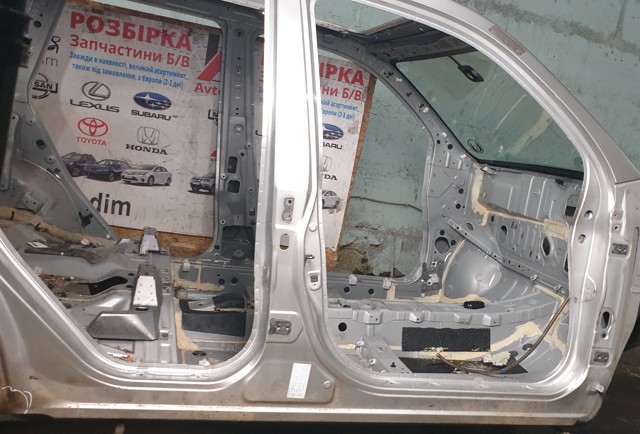Отвір передніх правих дверей G6032JG0MA NISSAN