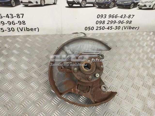 Цапфа поворотна права L20633020 MAZDA