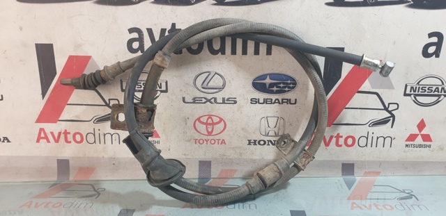 Трос ручника задній правий M884535 MITSUBISHI