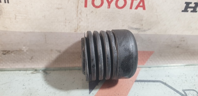 Відбійник капота MB270408 MITSUBISHI