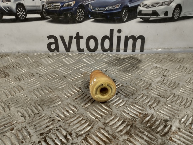 Буфер заднього амортизатора MB856479 MITSUBISHI