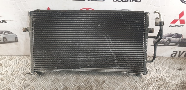 Конденсатор системи охолодження системи MB958166 MITSUBISHI