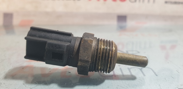 Датчик покажчика температури охолоджуючої рідини MD177572 MITSUBISHI