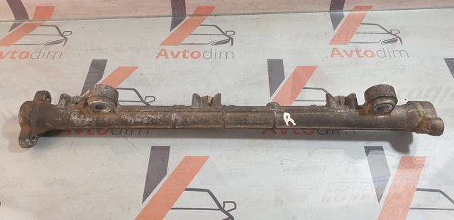 Рампа форсунок системи упорскування палива MD319816 MITSUBISHI