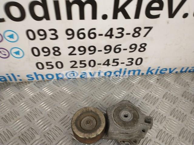 Натягувач приводного ременя MD367192 MITSUBISHI