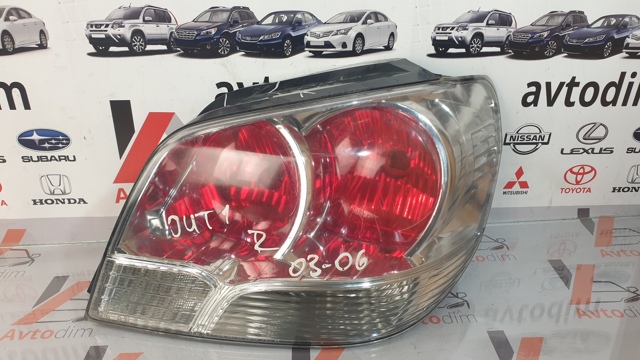 Ліхтар задній правий MN126230 MITSUBISHI