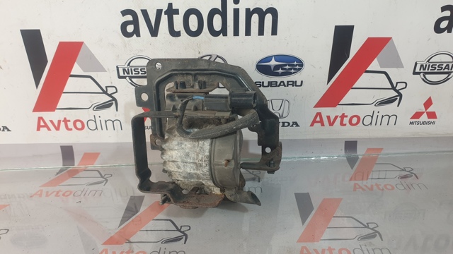 Туманка права MN154902 MITSUBISHI