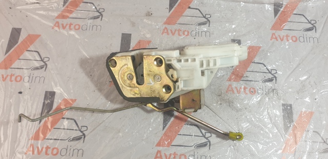 Замок дверей водія MN159235 MITSUBISHI