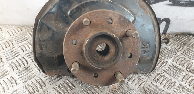 Вісь передня і поворотні кулаки MR102724 MITSUBISHI