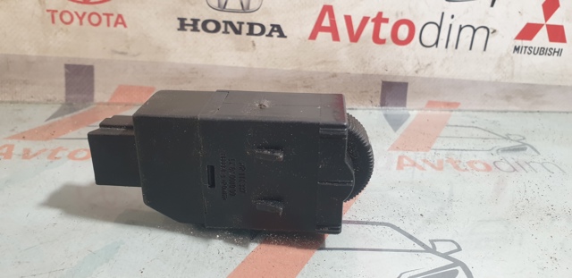 Кнопка коректора фар MR114337 MITSUBISHI