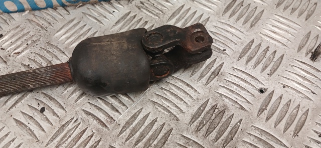 Вал рульової колонки, нижній MR150616 MITSUBISHI