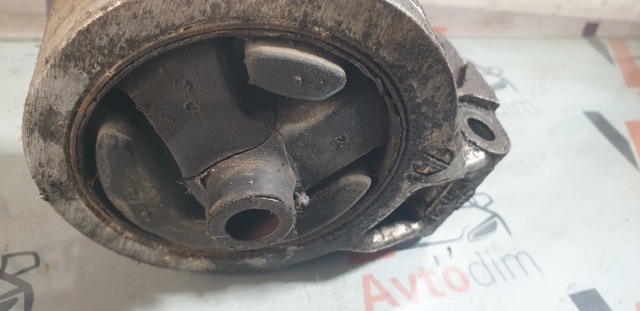 Права подушка двигуна MR197066 MITSUBISHI