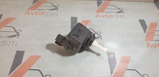 Коректор фари MR245725 MITSUBISHI