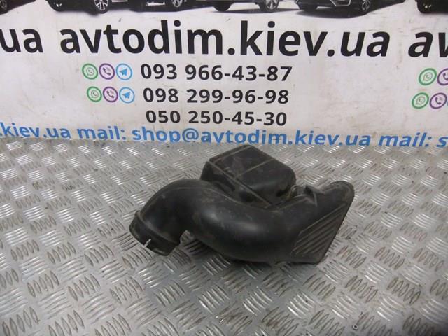 Повітроприймач MR266190 MITSUBISHI