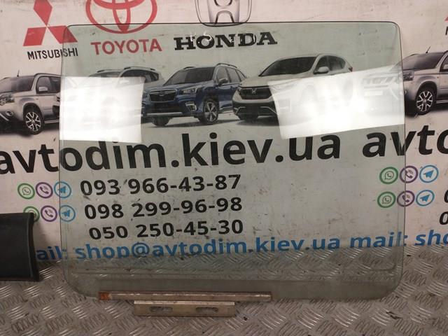 Скло заднє праве MR274002 MITSUBISHI