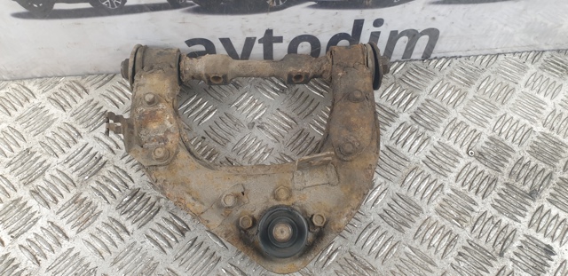 Важіль передньої підвіски верхній, правий MR296094 MITSUBISHI