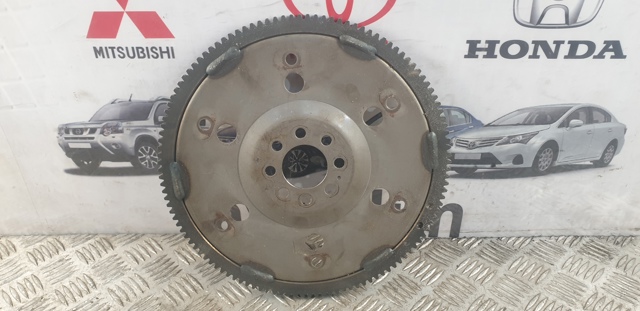 Демпферний маховик MR305191 MITSUBISHI