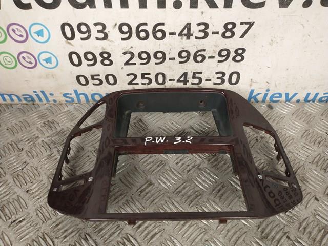 Облицювання приладів управління "торпедо" MR456373 MITSUBISHI