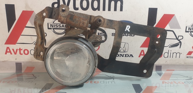 Протитуманка права MR496370 MITSUBISHI