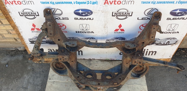 Підрамник задній MR554290 MITSUBISHI