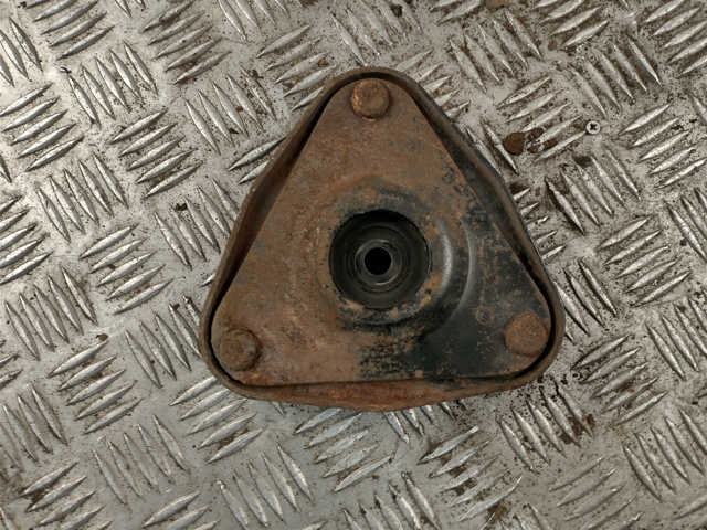 Опора стійки амортизатора переднього MR554860 MITSUBISHI